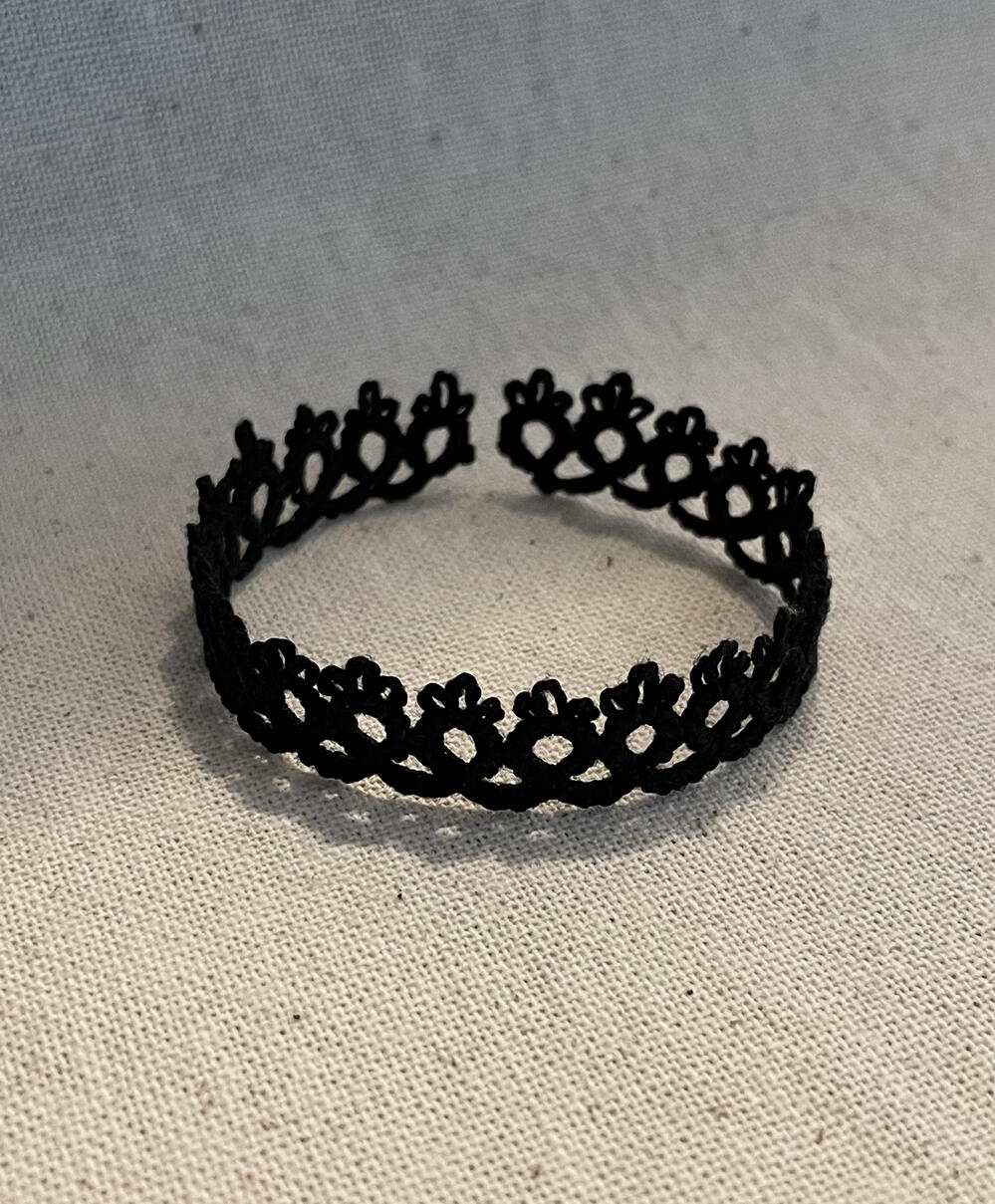 Bracelet before clasp.